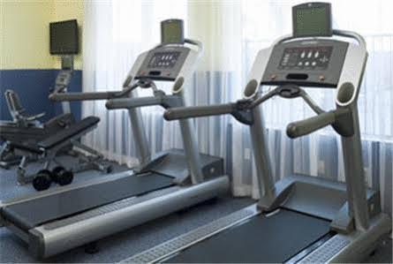 Hotel Four Points By Sheraton Airport 3*