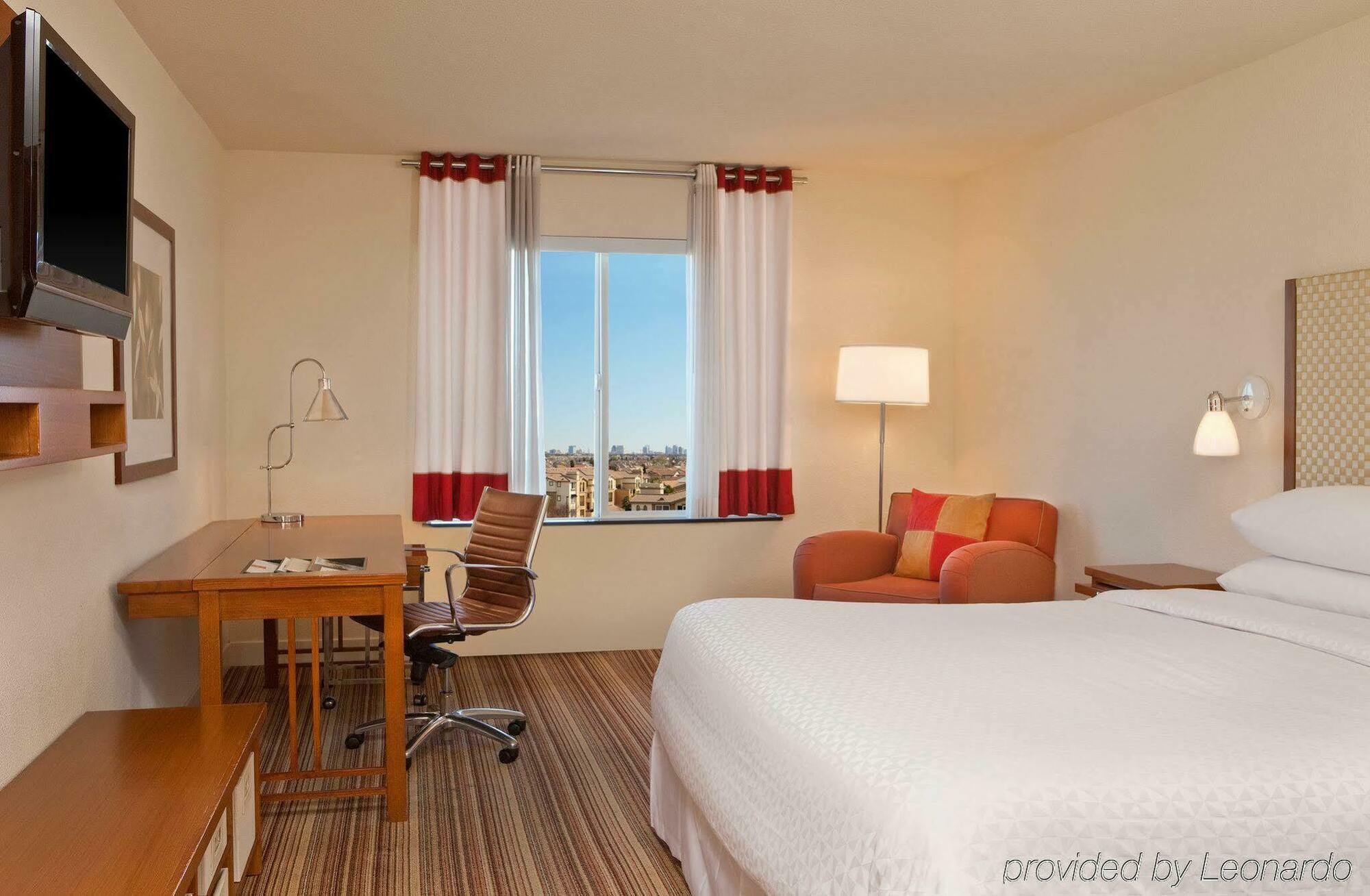 Hotel Four Points By Sheraton Airport